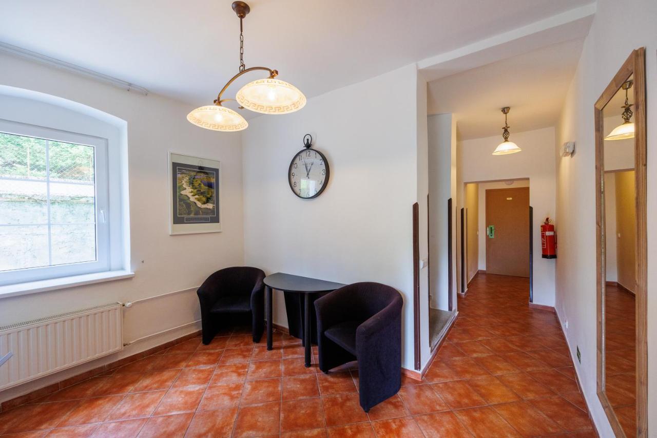 Penzion U Golfu Karlovy Vary Exteriér fotografie