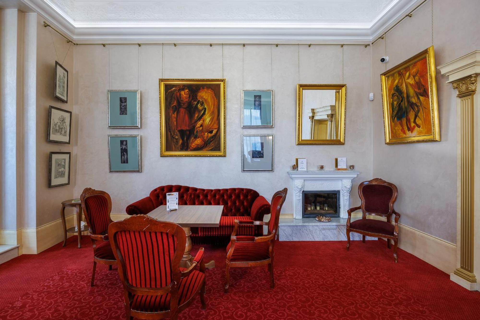 Penzion U Golfu Karlovy Vary Exteriér fotografie