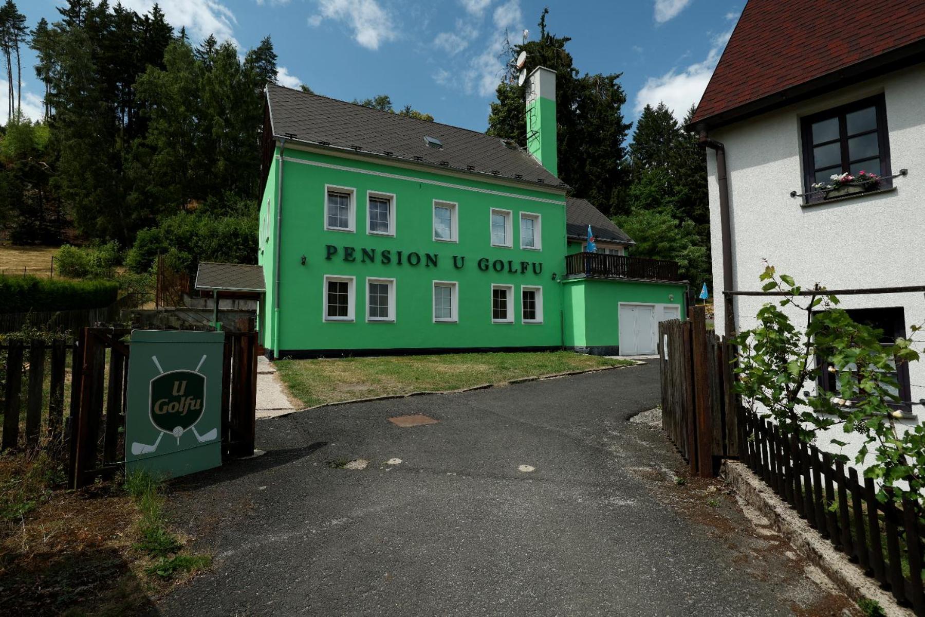 Penzion U Golfu Karlovy Vary Exteriér fotografie